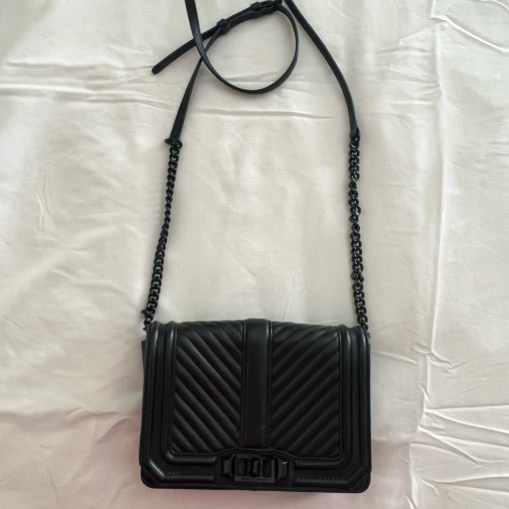 Black Quilted Chain Shoulder Bag